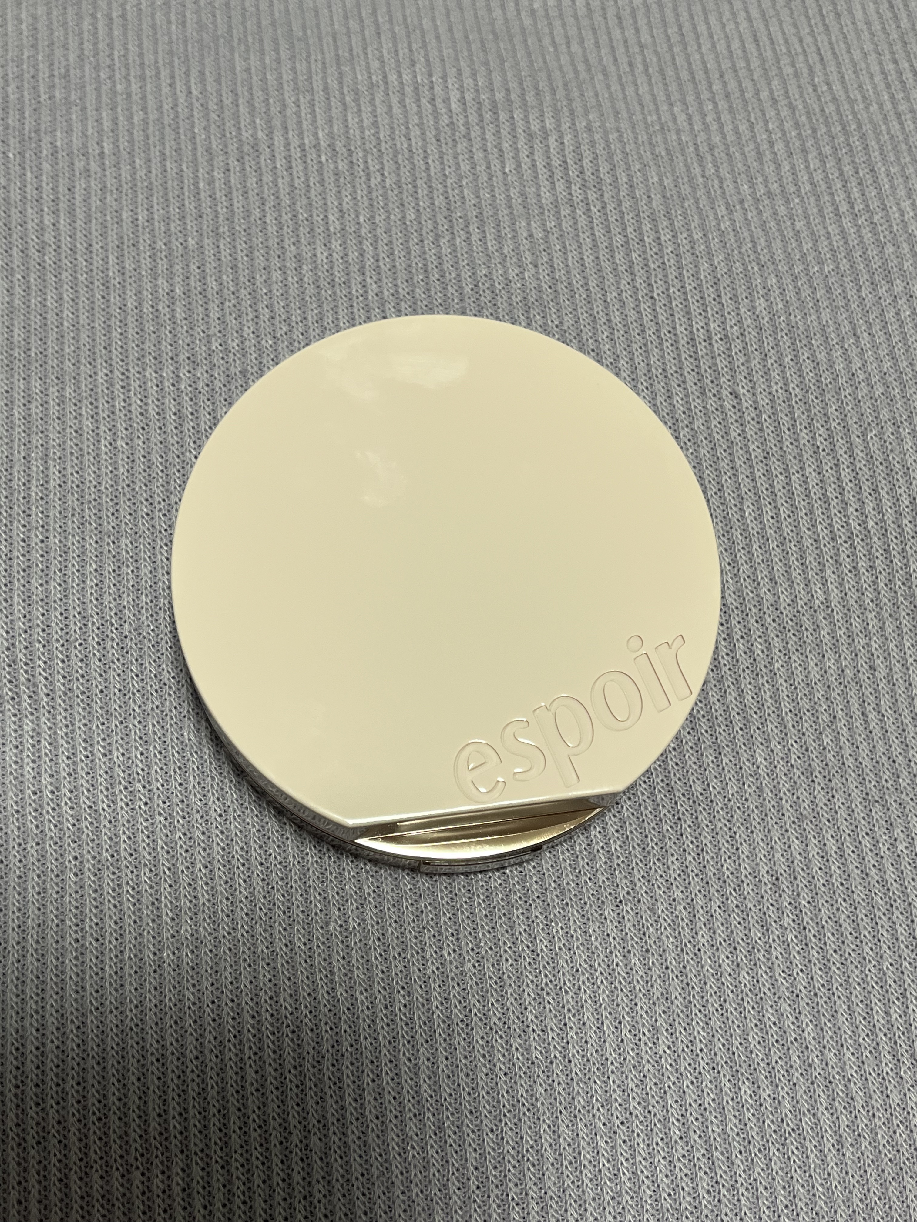 エスポア ビーグロー ボリュームクッション/espoir/クッションファンデーションを使ったクチコミ（2枚目）