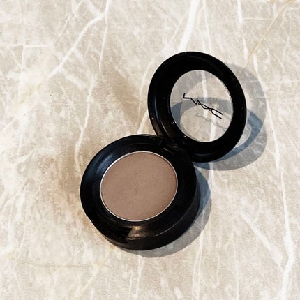 スモール アイシャドウ/M・A・C/単色アイシャドウを使ったクチコミ(2枚目)