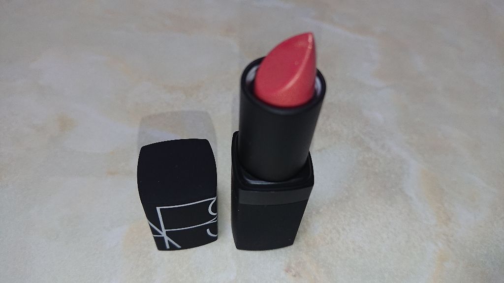 リップスティック(旧)/NARS/口紅を使ったクチコミ(3枚目)