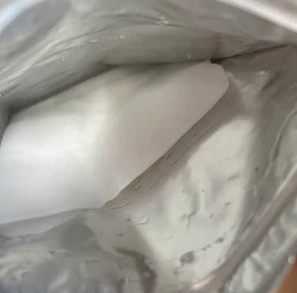 ミニーチャン on LIPS 「ニキビ悩んでる方必見❗️最強パック出会いましたこんにちは。ミニ..」(2枚目)