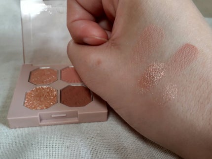 プレイ カラー アイズ ミニ ジュエリー/ETUDE/アイシャドウパレットを使ったクチコミ(4枚目)