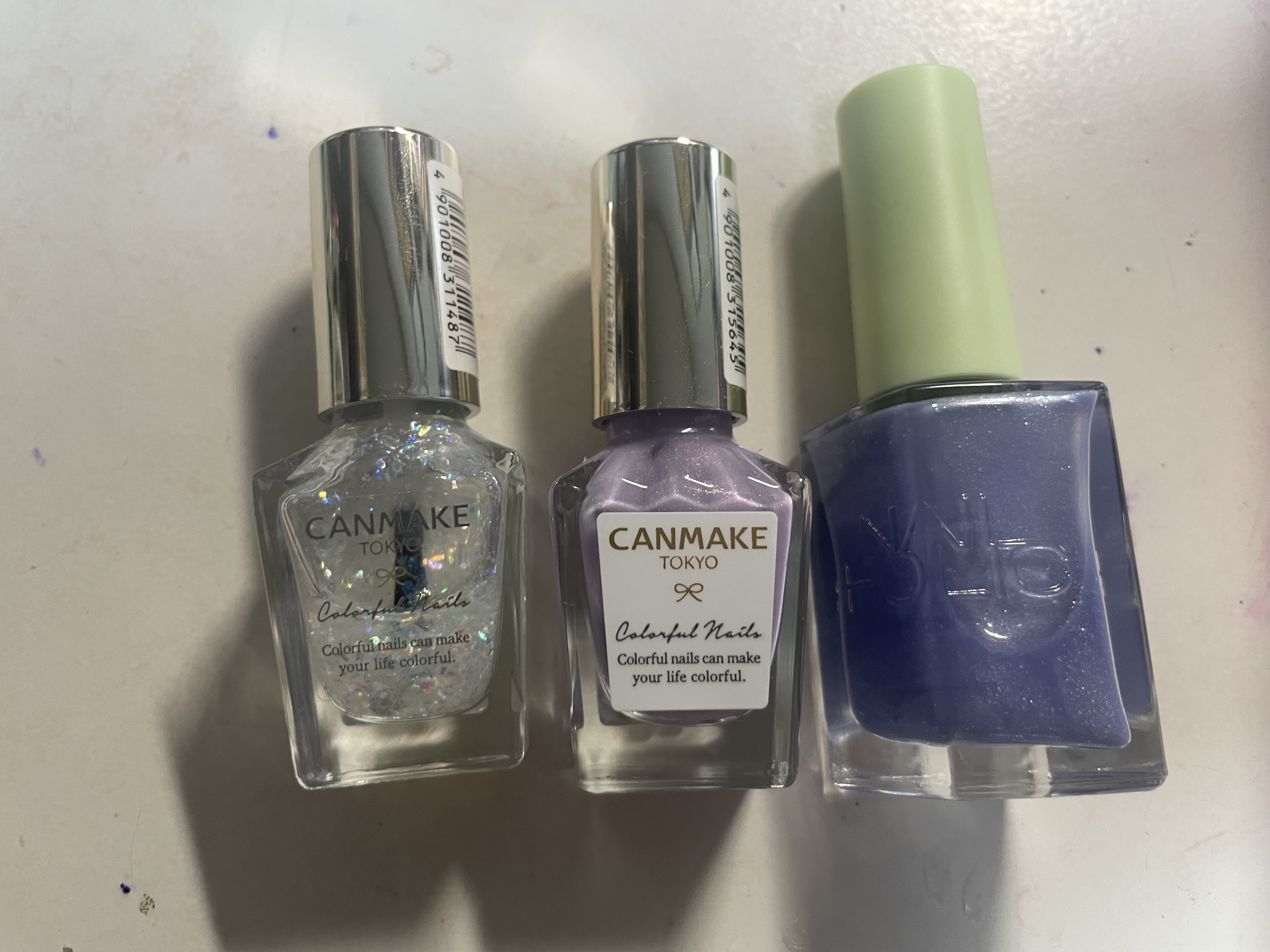 カラフルネイルズ/キャンメイク/マニキュアを使ったクチコミ（2枚目）