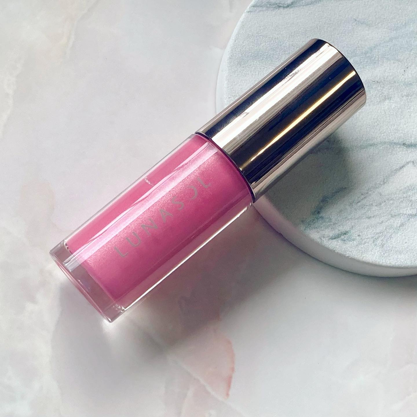 デューイベアブラッシュ EX05 Pink Lemonade/LUNASOL/リキッドチークを使ったクチコミ（1枚目）