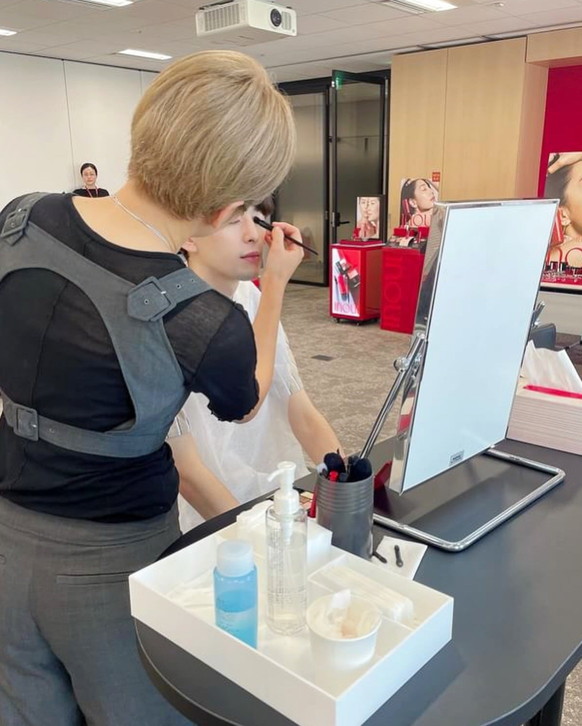 インウイ アイズ/INOUI/アイシャドウパレットを使ったクチコミ(5枚目)