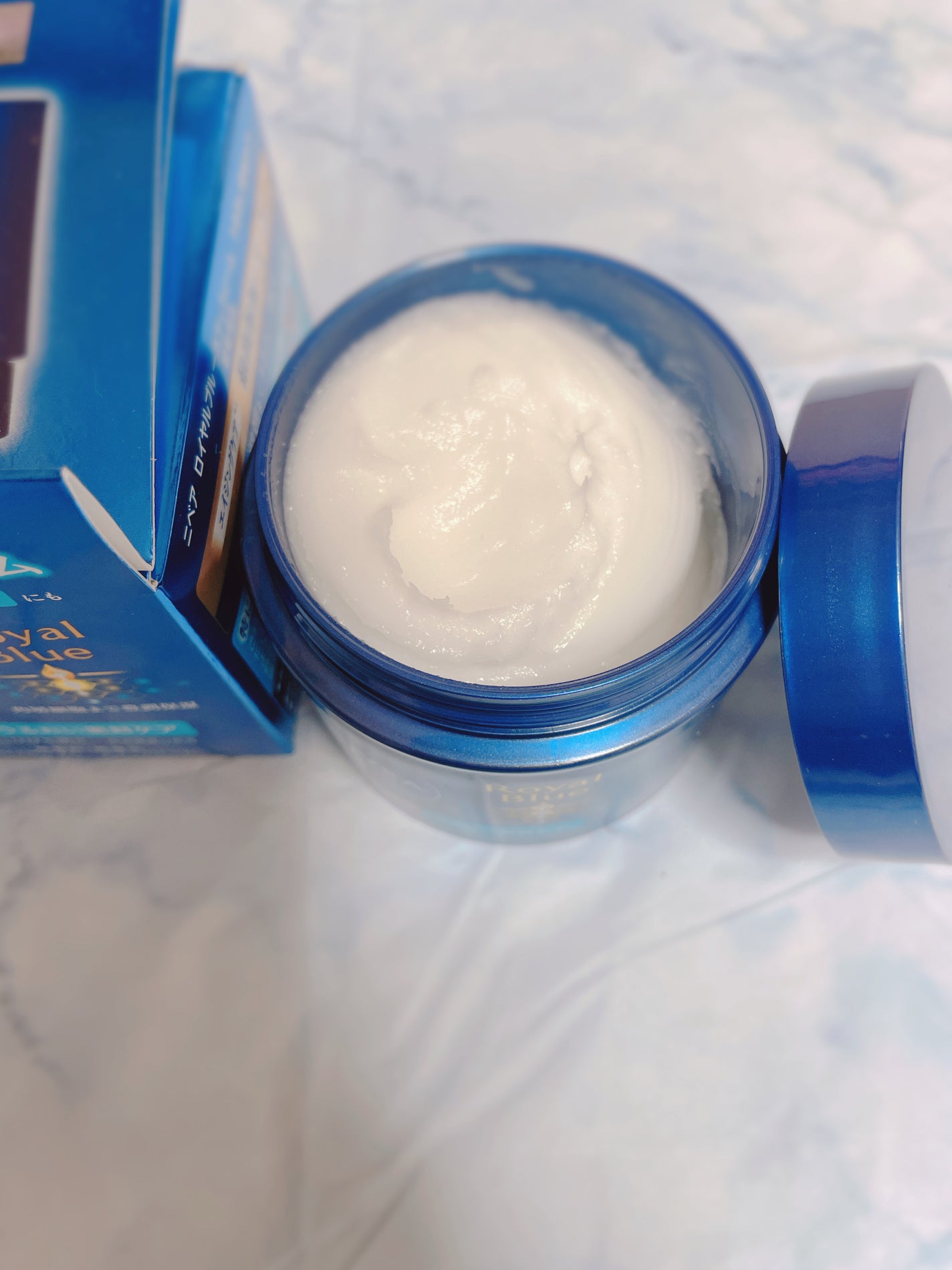 ニベア ロイヤルブルーボディクリーム うるおい密封ケア/ニベア/ボディクリームを使ったクチコミ(2枚目)