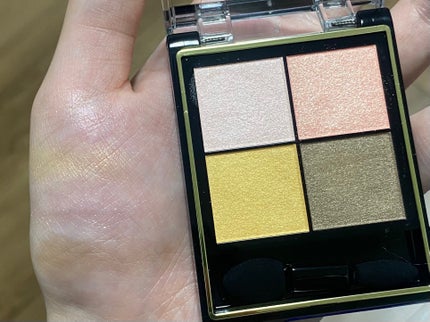 リアルクローズシャドウ/excel/アイシャドウパレットを使ったクチコミ(1枚目)