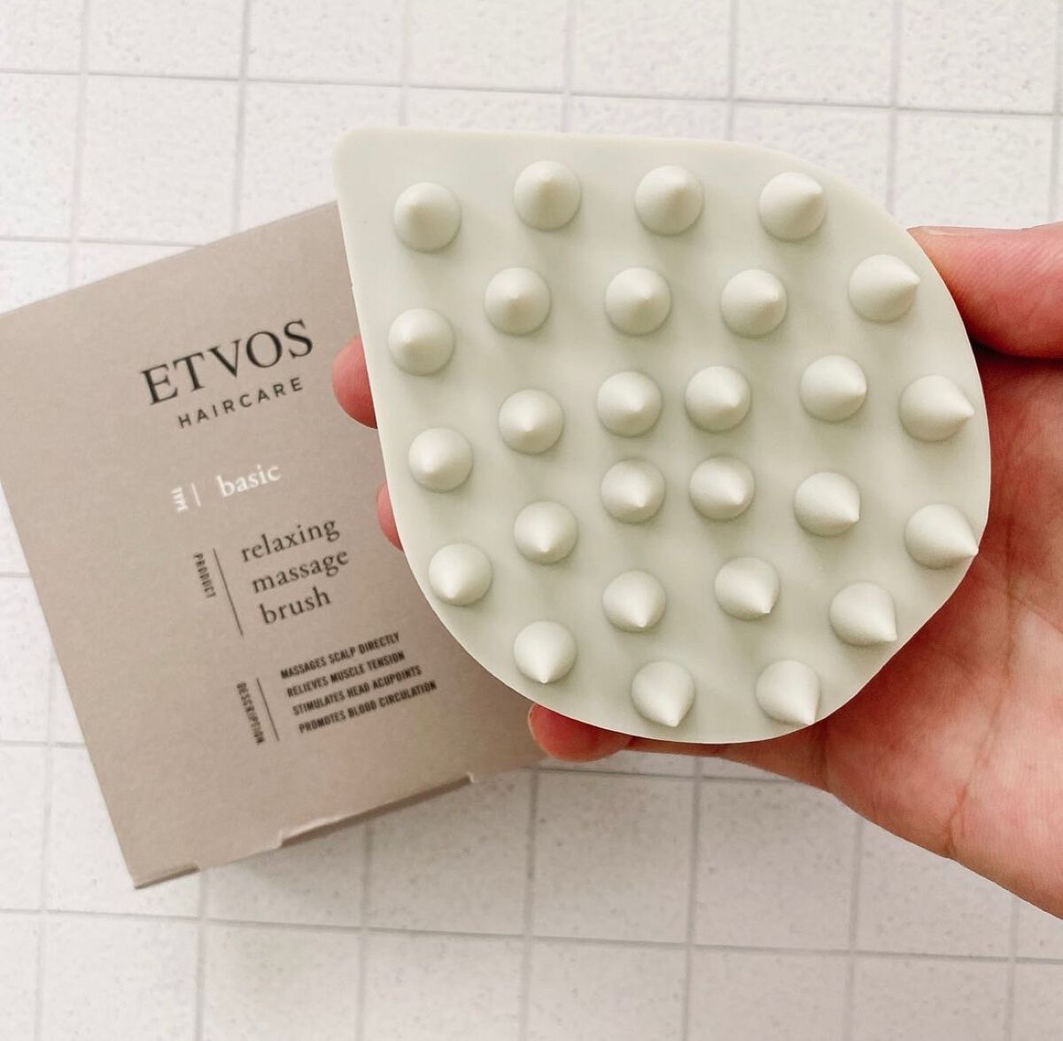リラクシングマッサージブラシ/エトヴォス/スカルプブラシを使ったクチコミ（3枚目）