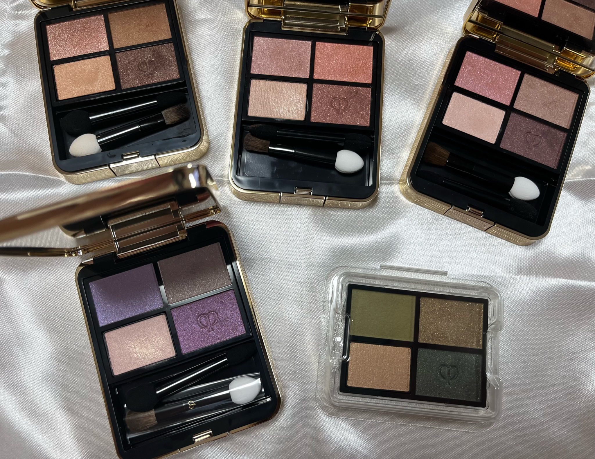 オンブルクルールクアドリ/クレ・ド・ポー ボーテ/アイシャドウパレットを使ったクチコミ（2枚目）