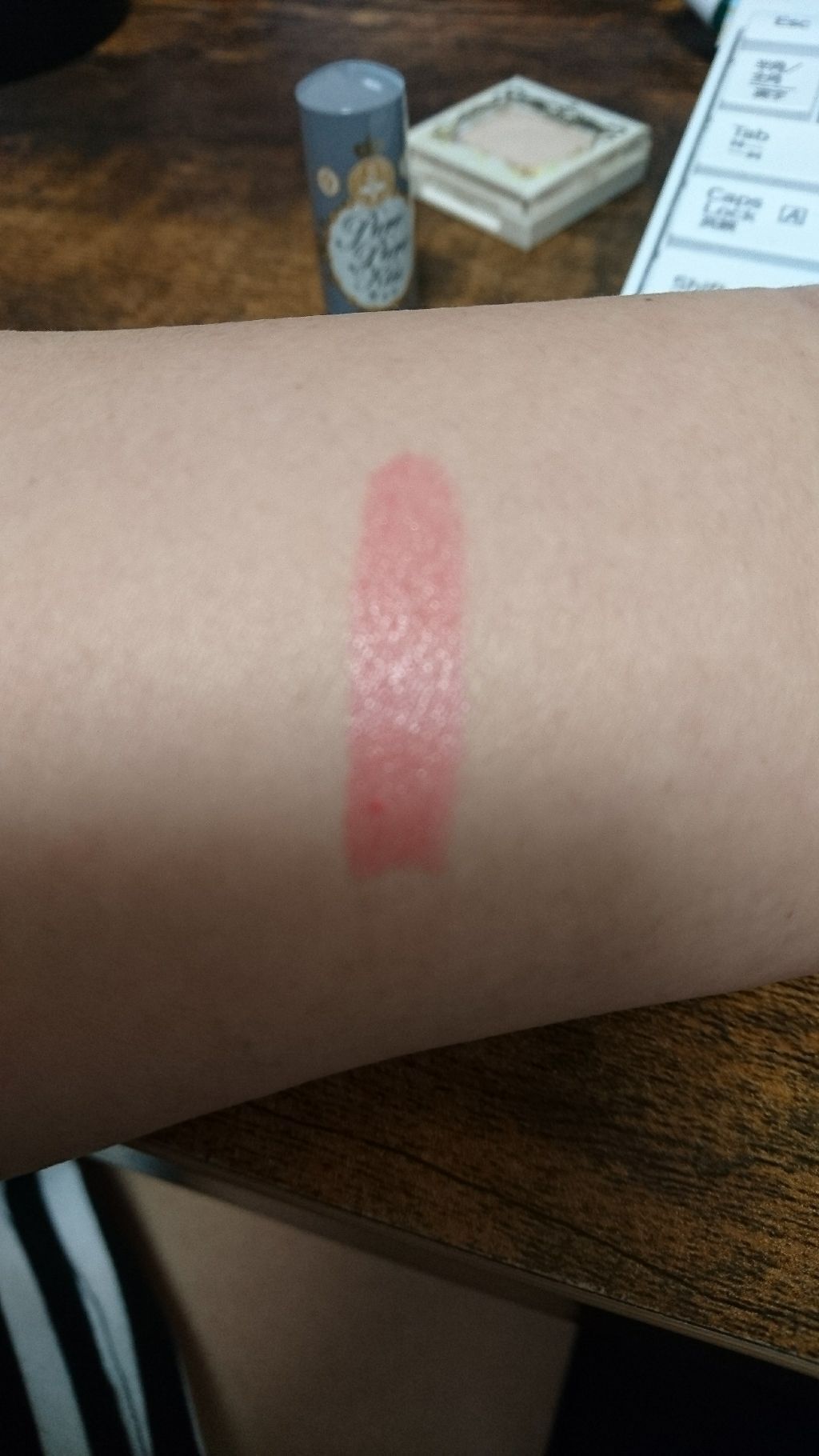 ピュア・ピュア・キッス NEO/MAJOLICA MAJORCA/口紅を使ったクチコミ(3枚目)