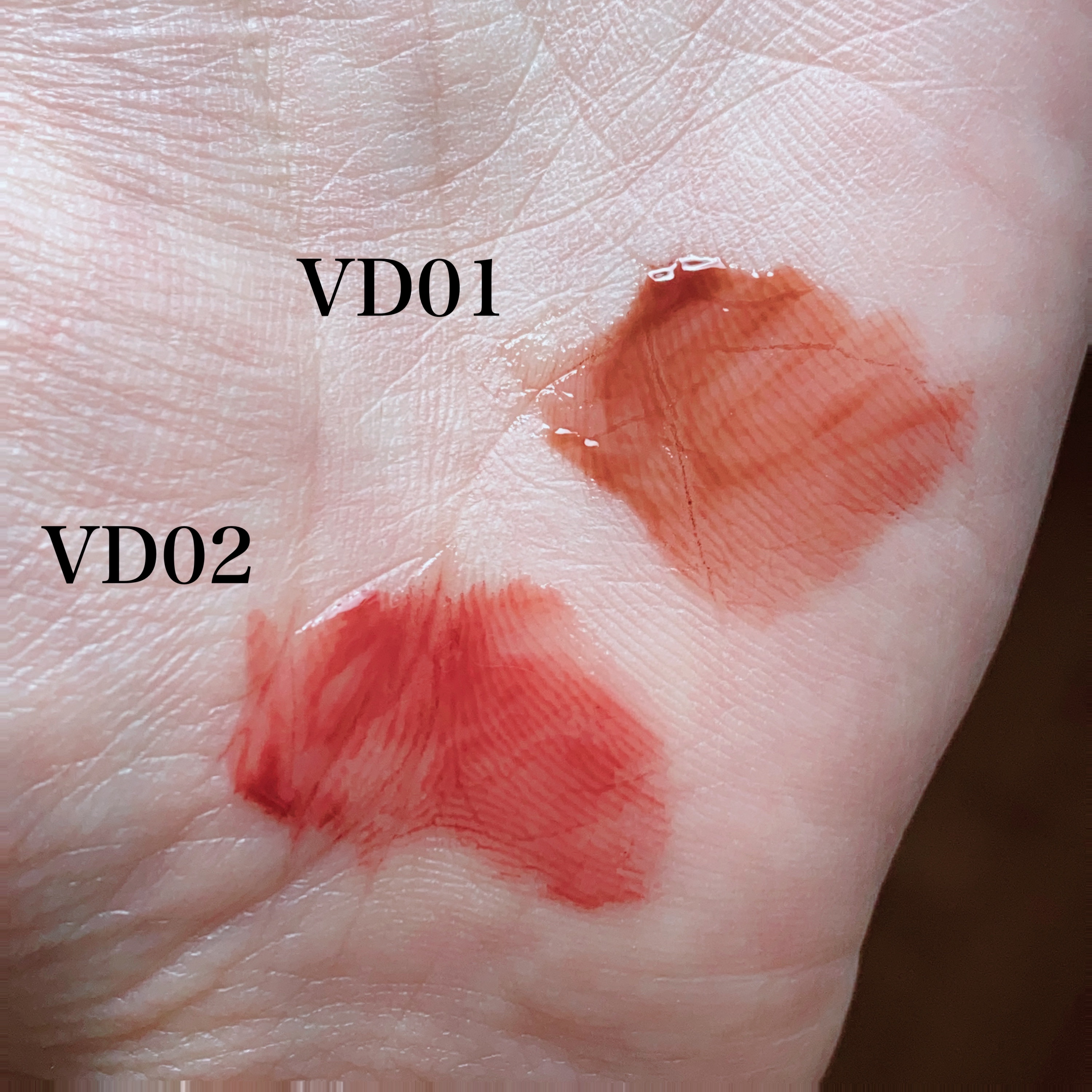 アンドバイロムアンド　グラッシーボムティント/&nd by rom&nd/リップティントを使ったクチコミ（2枚目）