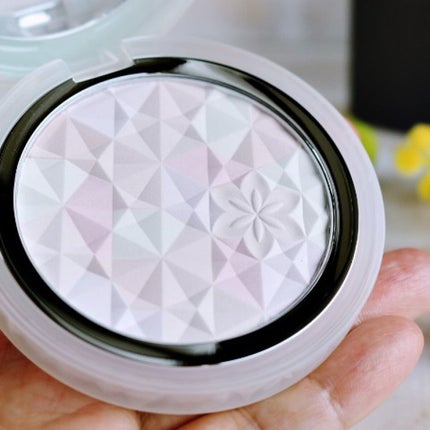 AQ オーラ リフレクター/DECORTÉ/プレストパウダーを使ったクチコミ(2枚目)