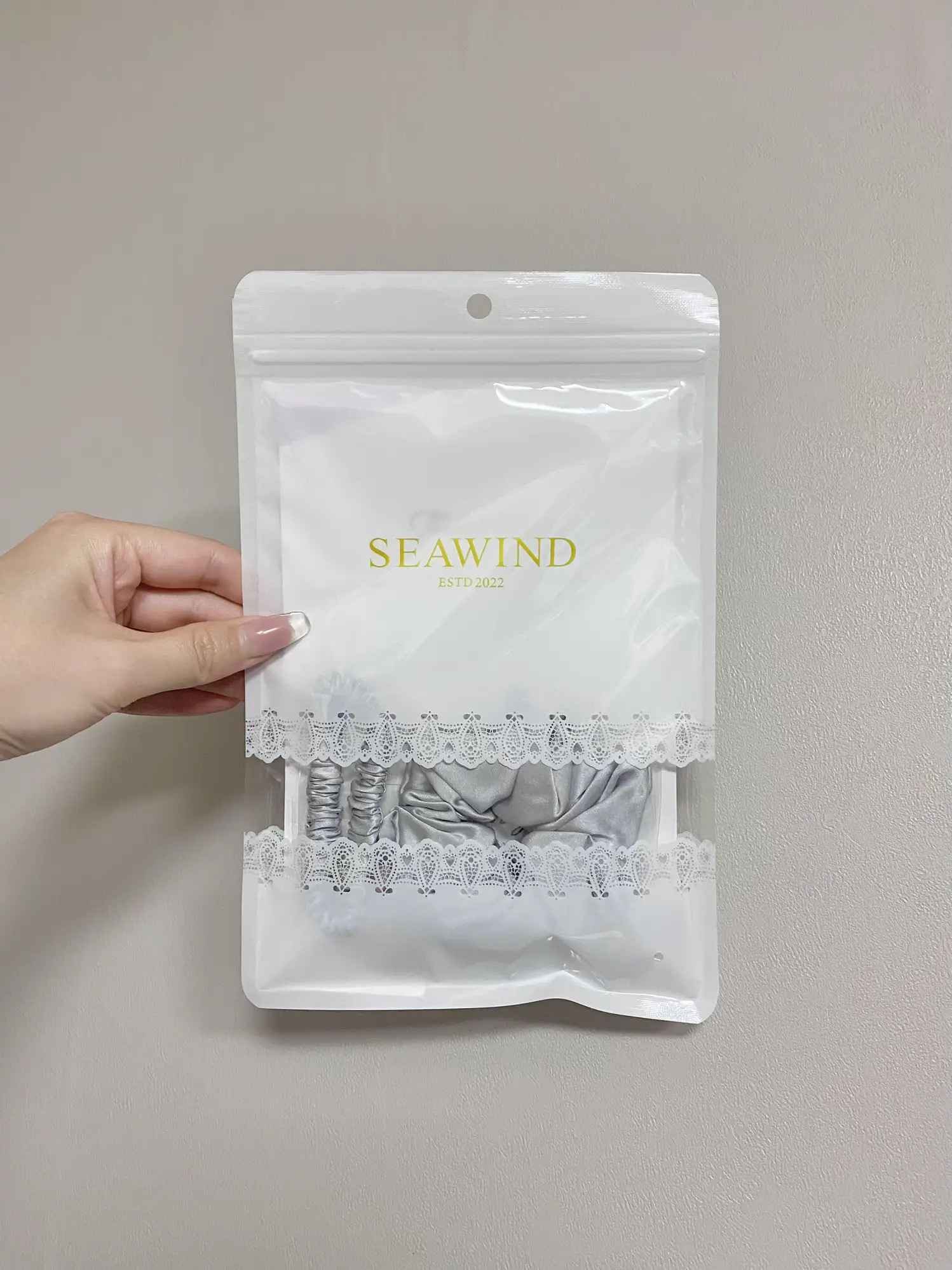 シルクヘアゴム/SEAWIND/ヘアアクセサリーを使ったクチコミ（2枚目）