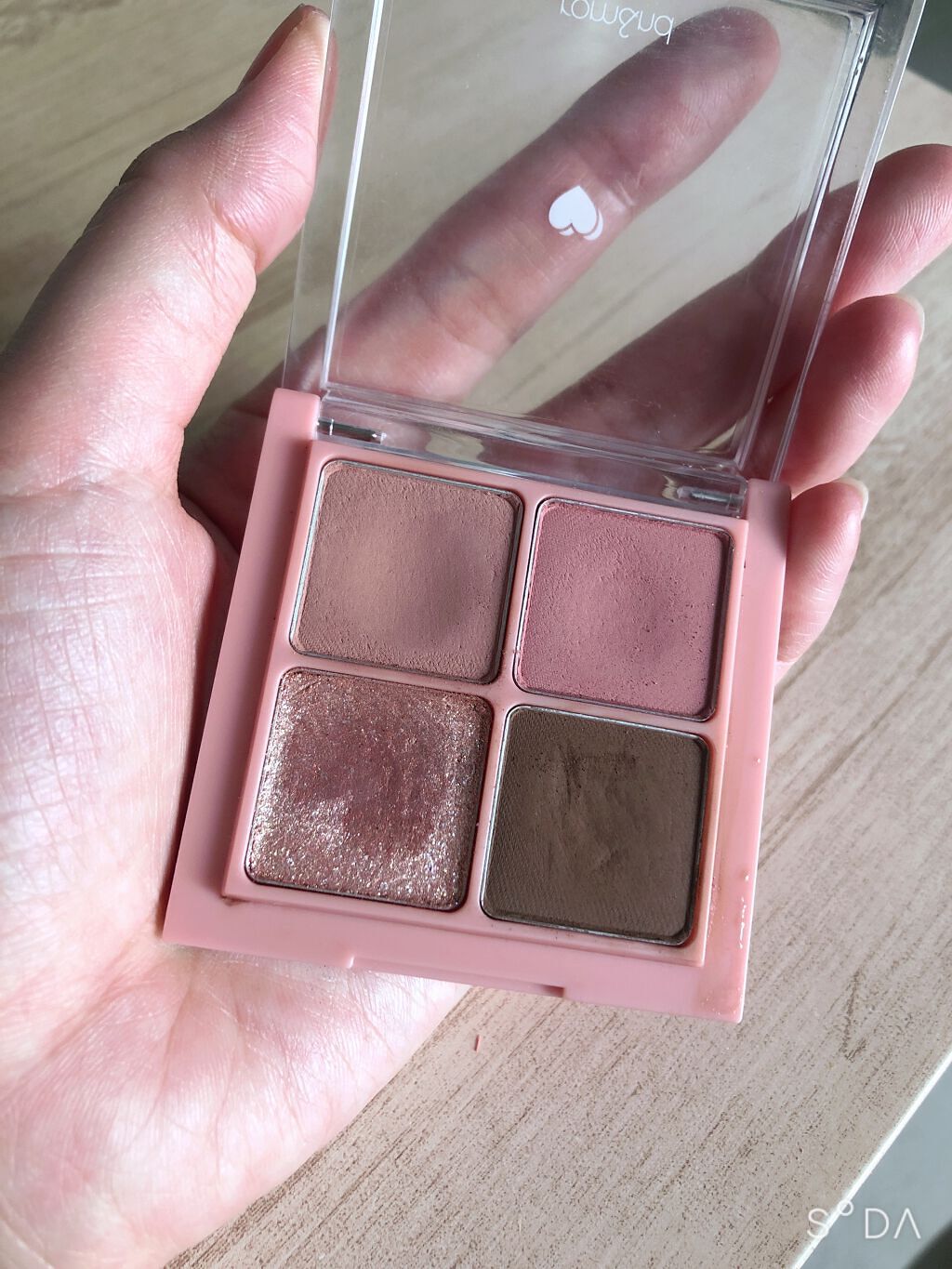 ベターザンアイズ/rom&nd/アイシャドウパレットを使ったクチコミ（3枚目）