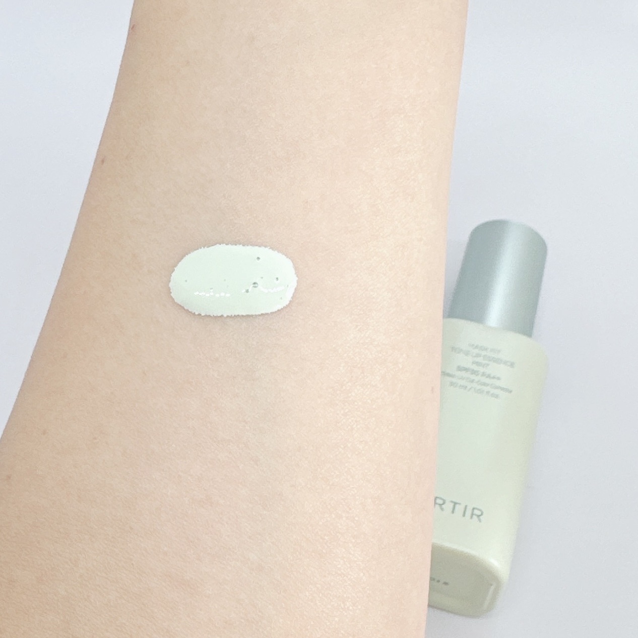 マスクフィットトーンアップエッセンス/TIRTIR(ティルティル)/化粧下地を使ったクチコミ（3枚目）