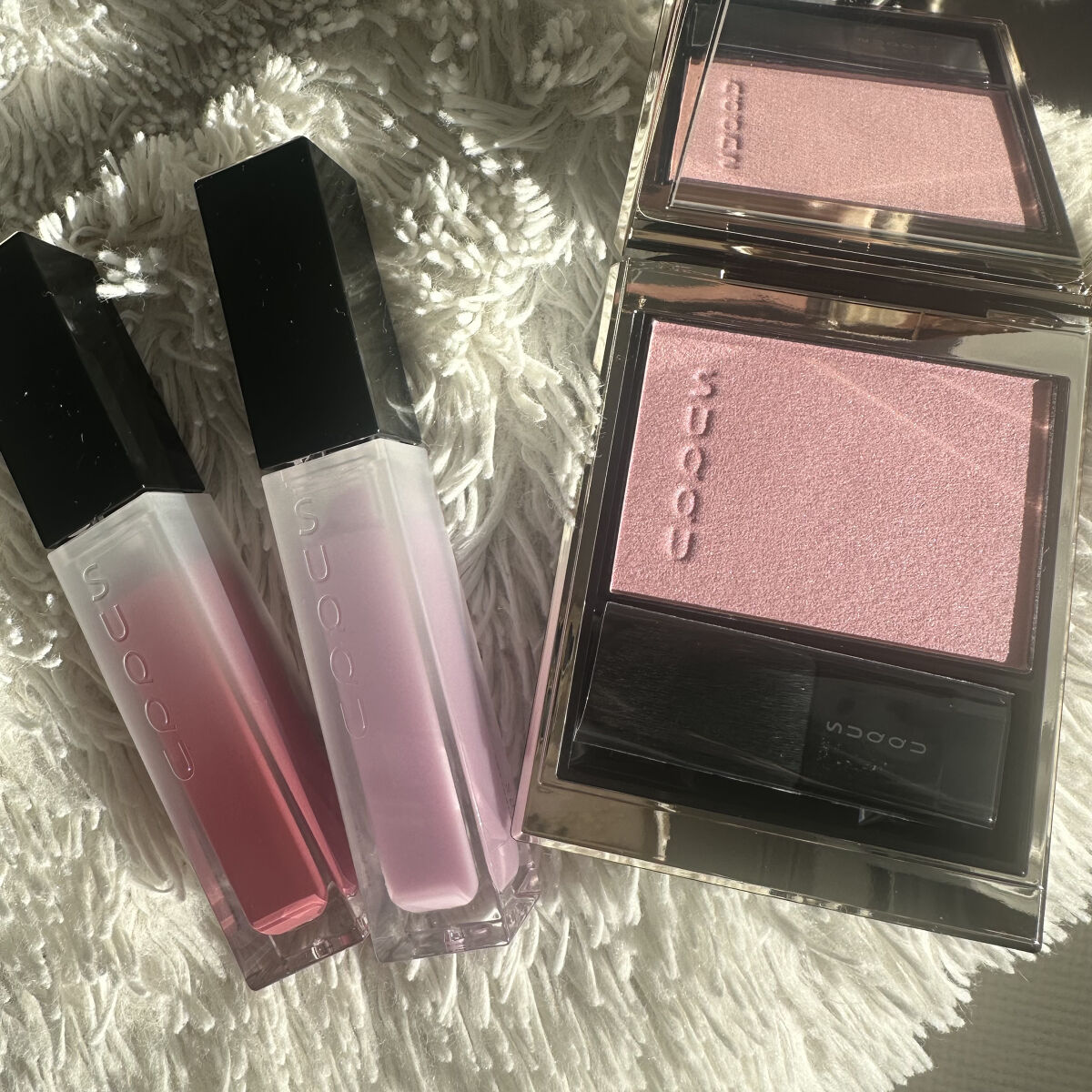 トリートメント ラッピング リップ 101 白菫 -SHIROSUMIRE（限定色）/SUQQU/口紅を使ったクチコミ（2枚目）