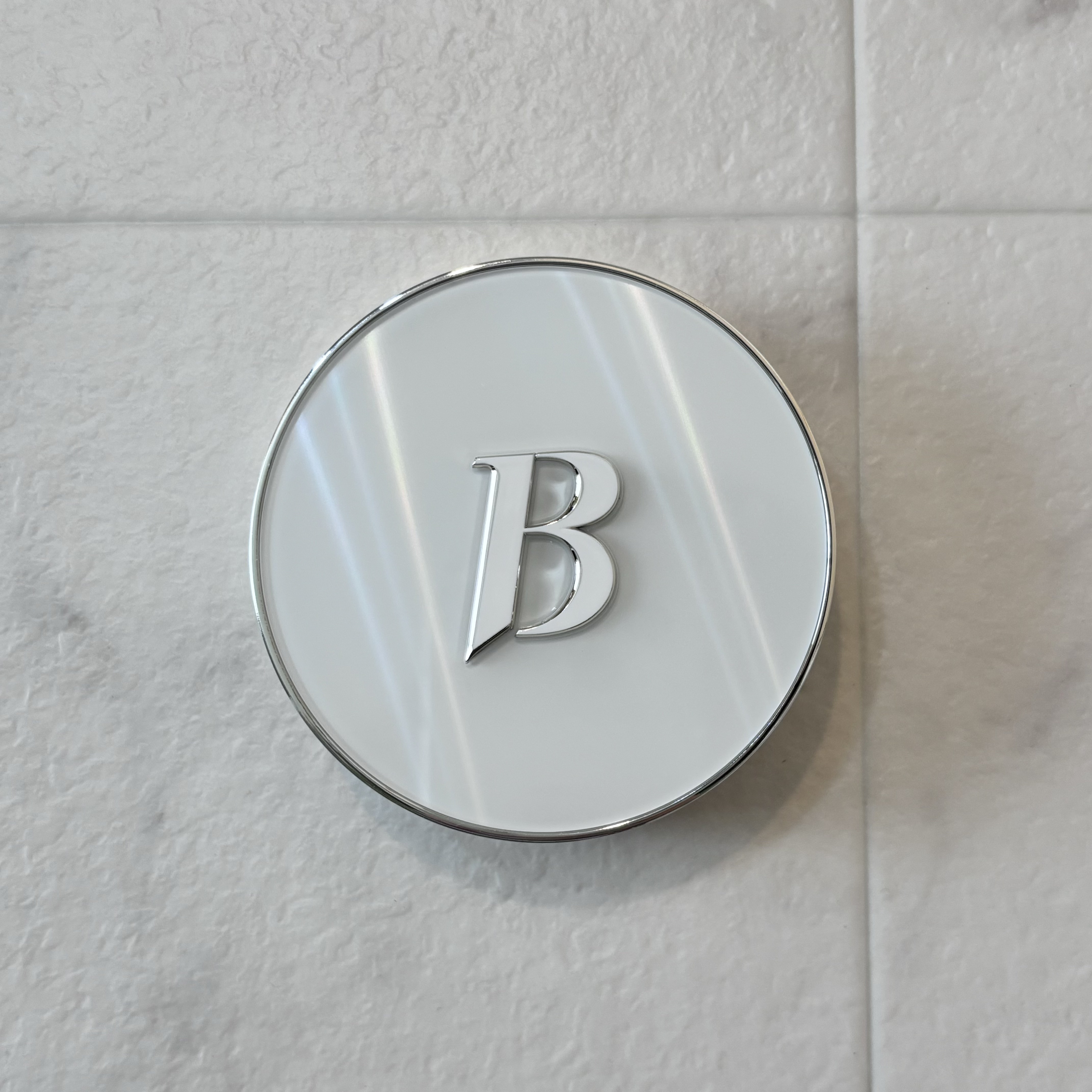 カバーリシャス アルティメット ホワイトクッション/BANILA CO/クッションファンデーションを使ったクチコミ（1枚目）