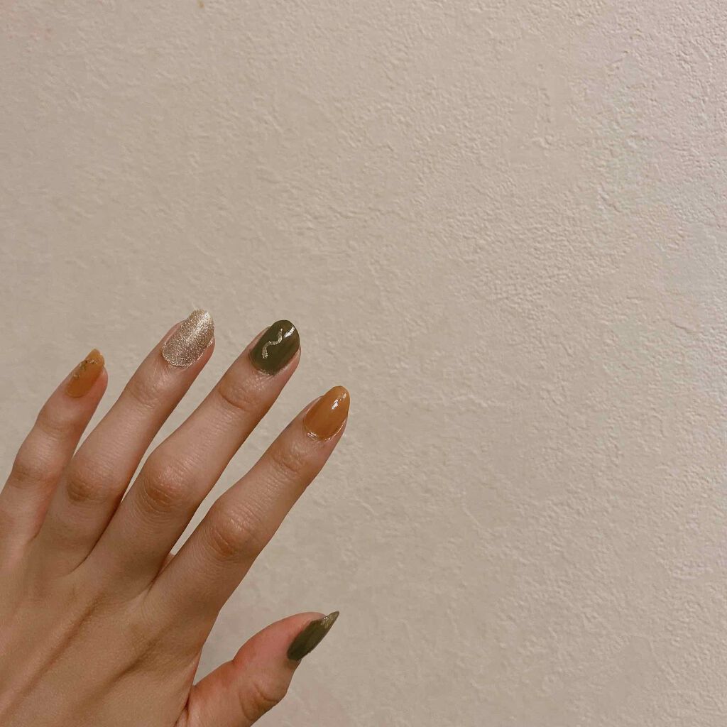 ネイルホリック パーティーフレーク/ネイルホリック/マニキュアを使ったクチコミ（3枚目）