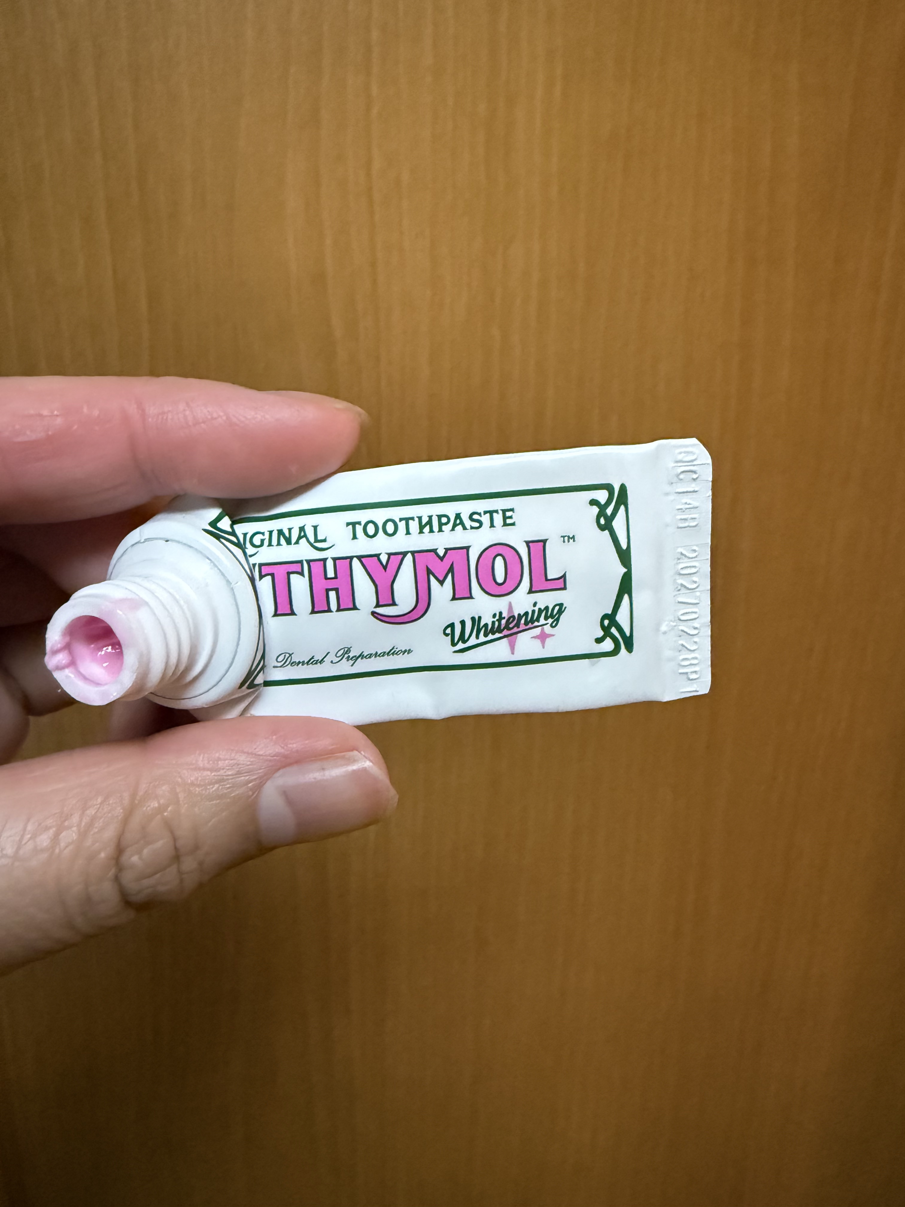 ホワイトニング美白歯磨き粉/EUTHYMOL/歯磨き粉を使ったクチコミ（1枚目）