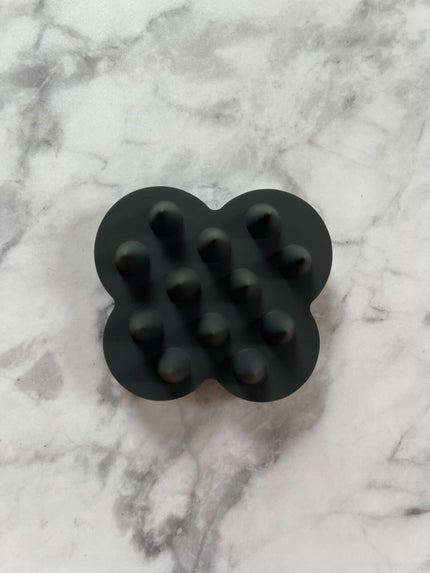 uka scalp brush kenzan/uka/スカルプブラシを使ったクチコミ(2枚目)