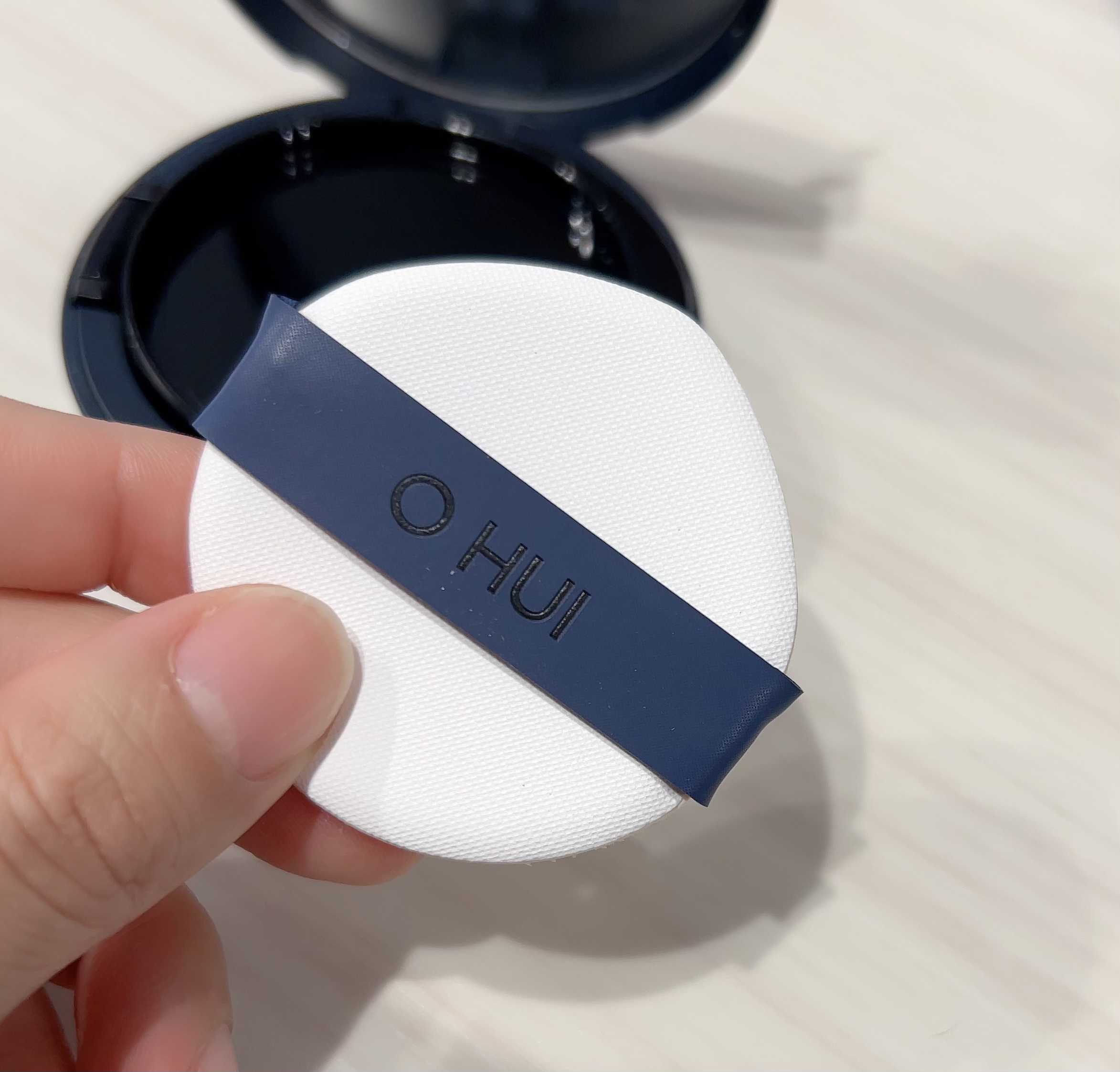 アルティメットフィット ロングウェアデニムクッション/OHUI/クッションファンデーションを使ったクチコミ（3枚目）