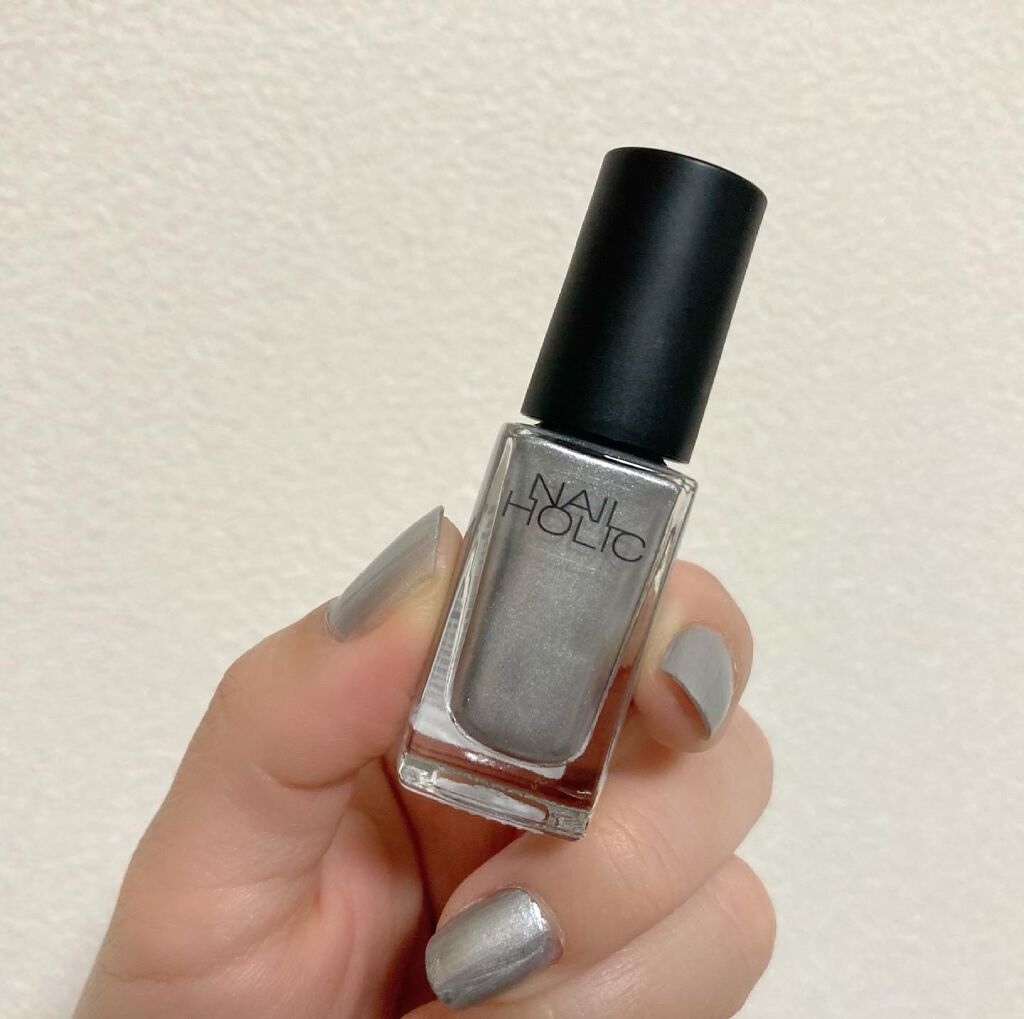 ネイルホリック Future Metal/ネイルホリック/マニキュアを使ったクチコミ(1枚目)