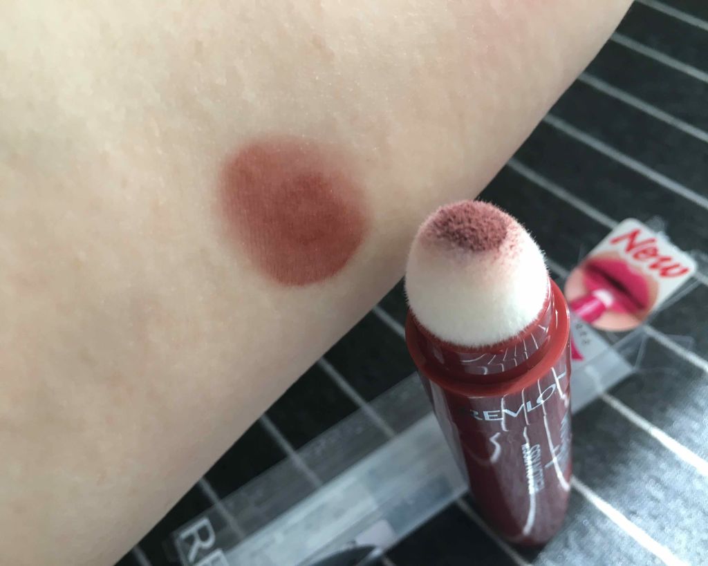 キス クッション リップ ティント/REVLON/リップティントを使ったクチコミ（3枚目）