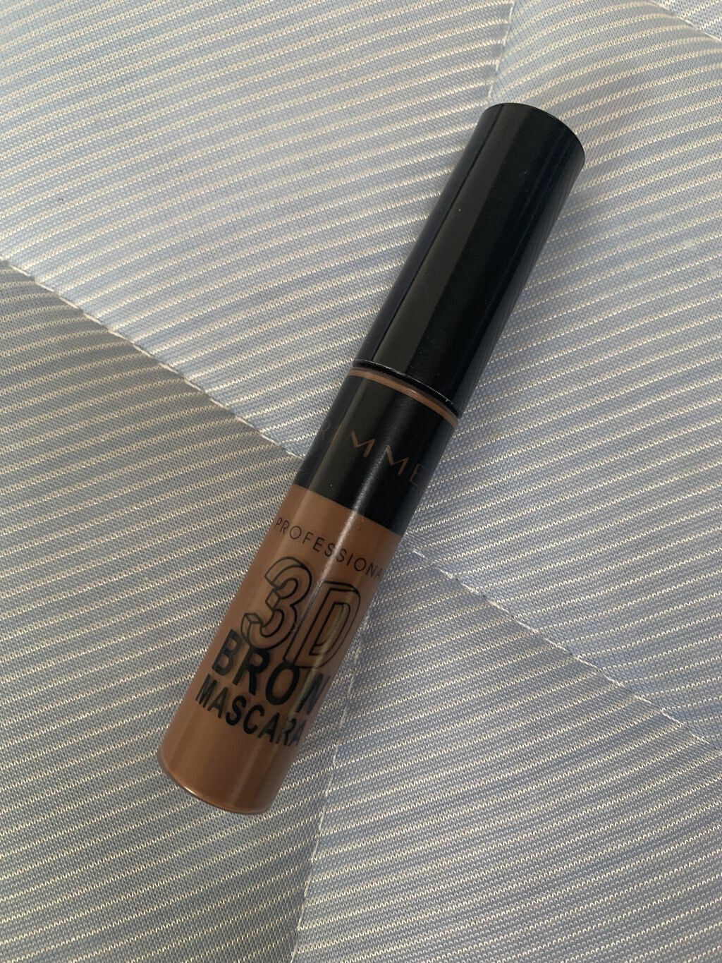 プロフェッショナル 3Dブロウ マスカラ/リンメル ロンドン/眉マスカラを使ったクチコミ（1枚目）