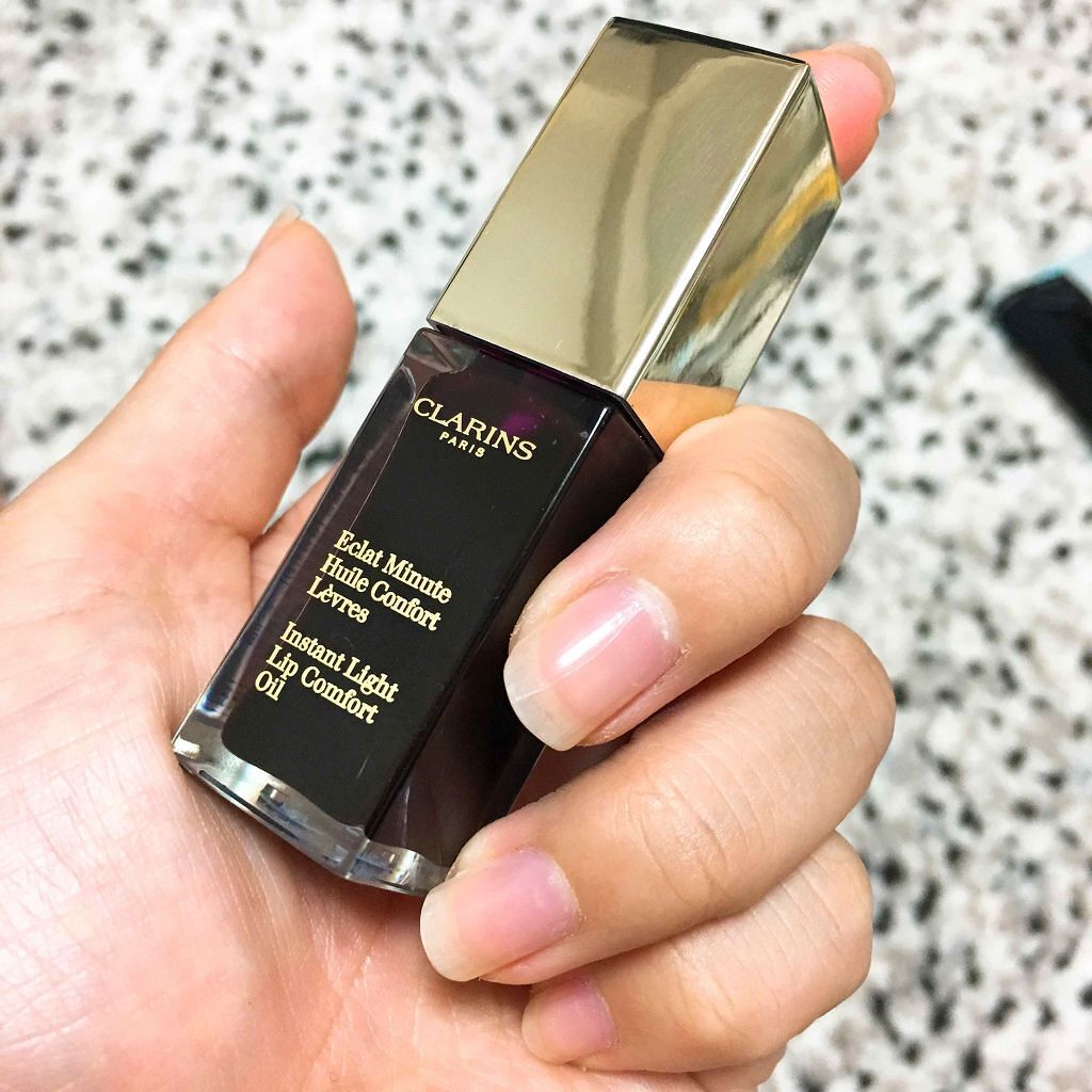 コンフォート リップオイル  08 blackberry/CLARINS/リップグロスを使ったクチコミ（1枚目）