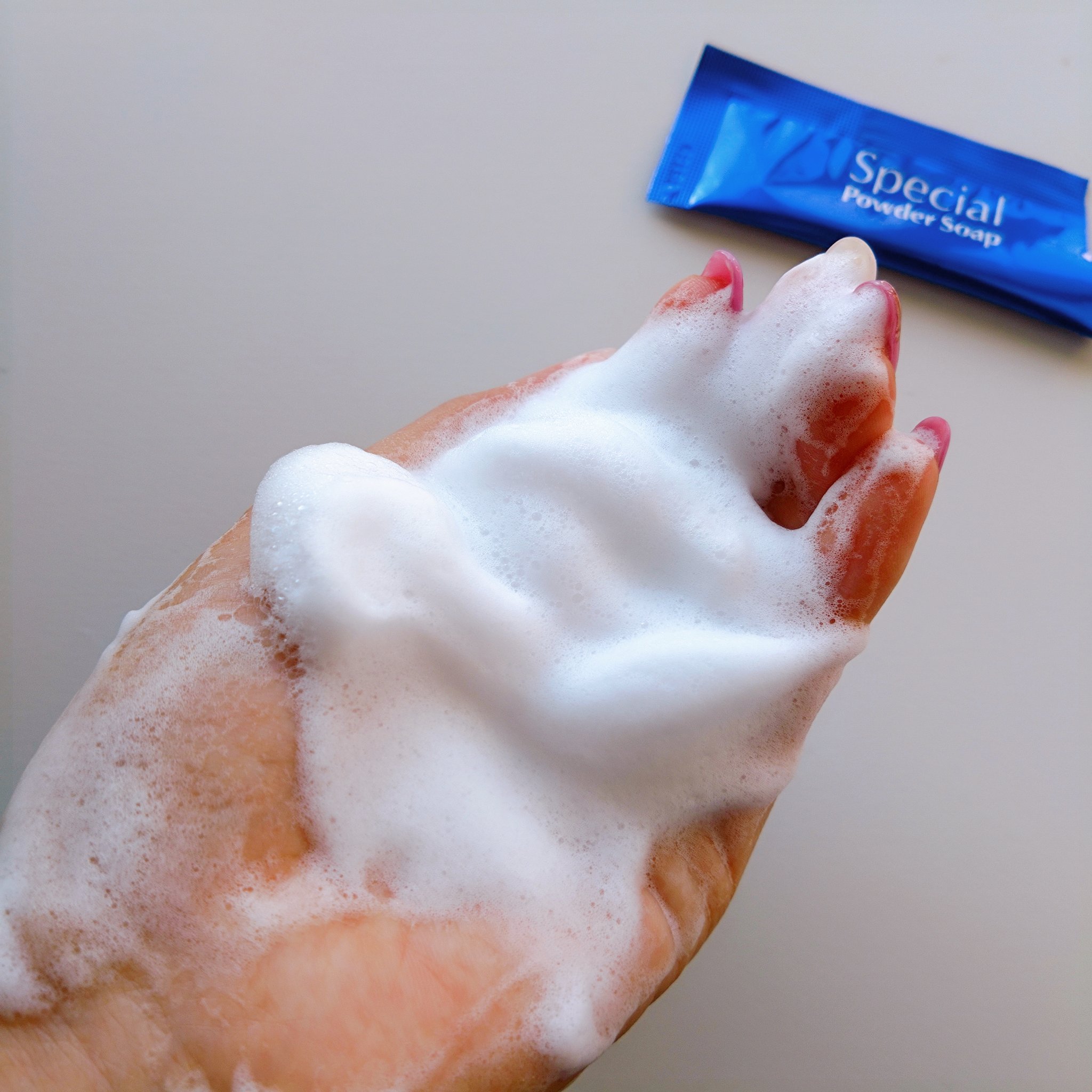 ホワイトクリアジェル/Cure/ピーリングを使ったクチコミ（3枚目）