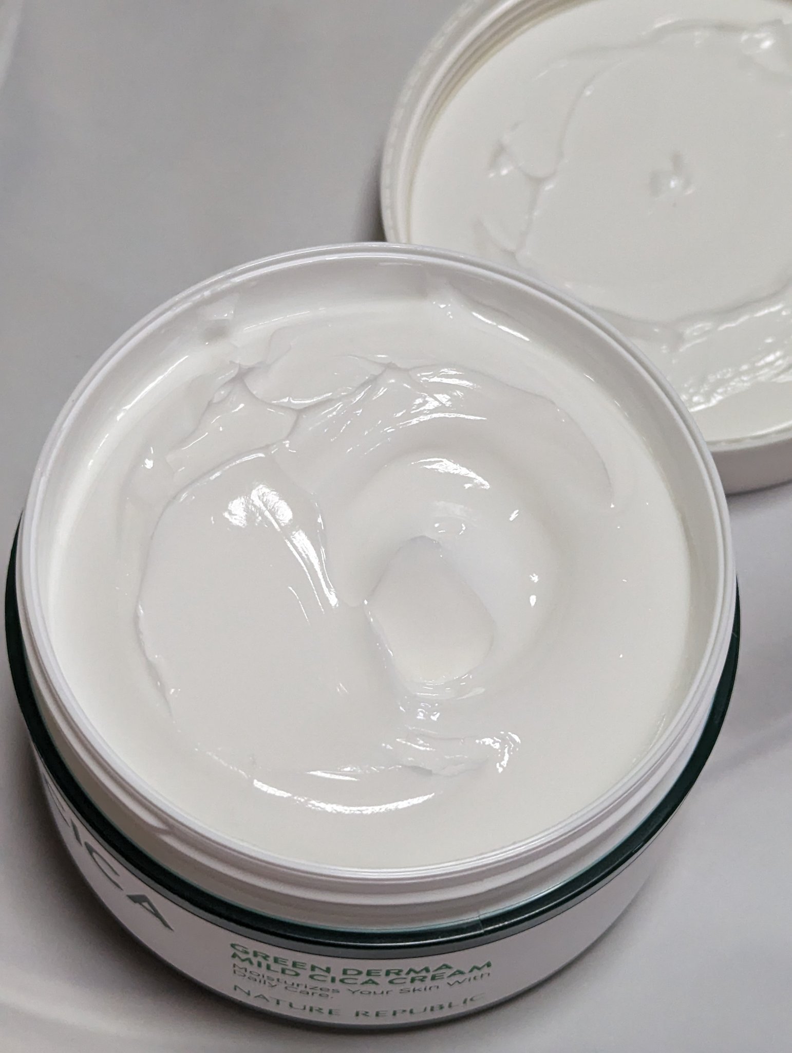 ネイチャーリパブリック グリーン ダーマ マイルド クリームのクチコミ「大容量シカクリーム！ネイチャーリパブリックグリーン ダーマ マイルド クリームレビュー

ネイ.....」（3枚目）