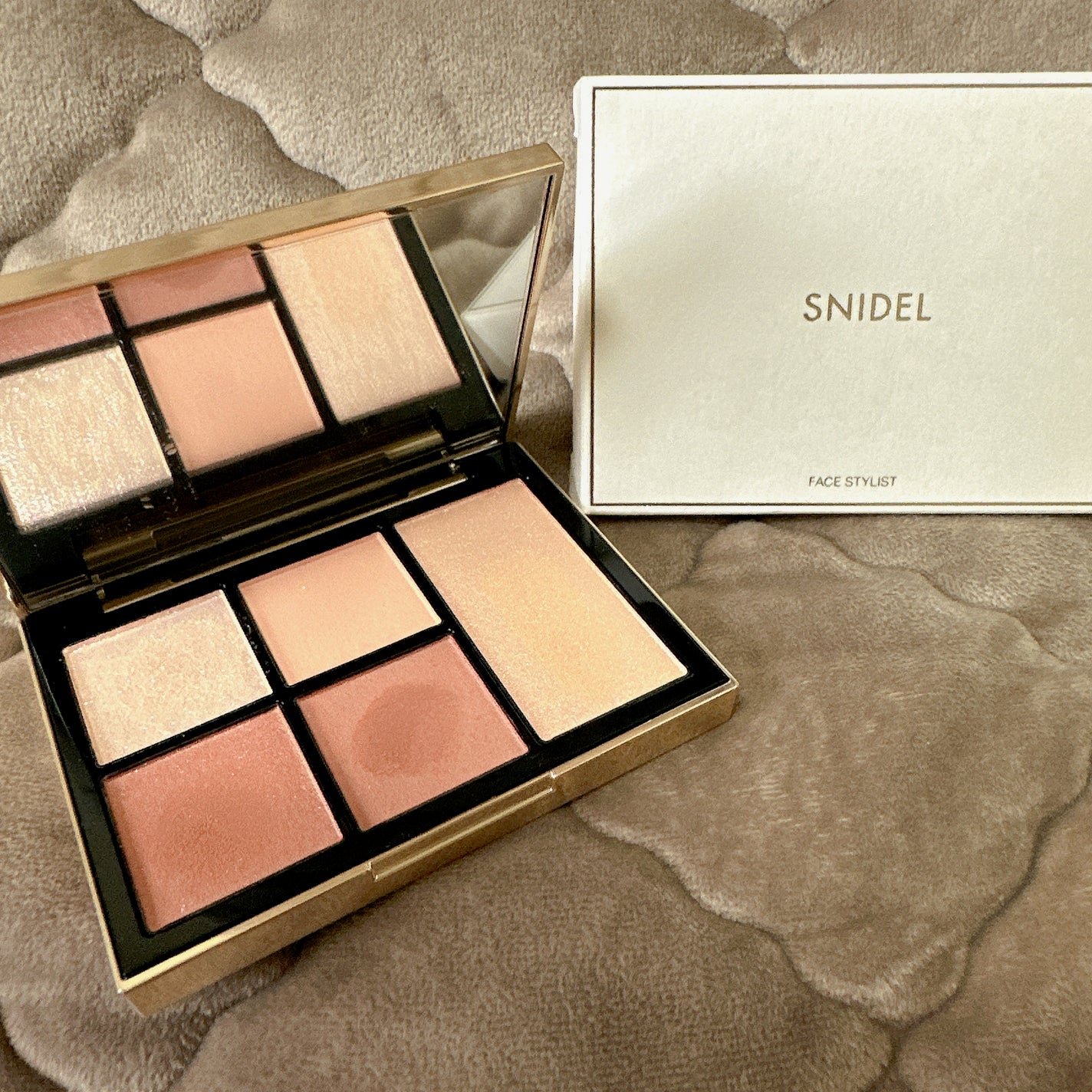 フェイス スタイリスト/SNIDEL BEAUTY/アイシャドウパレットを使ったクチコミ(1枚目)