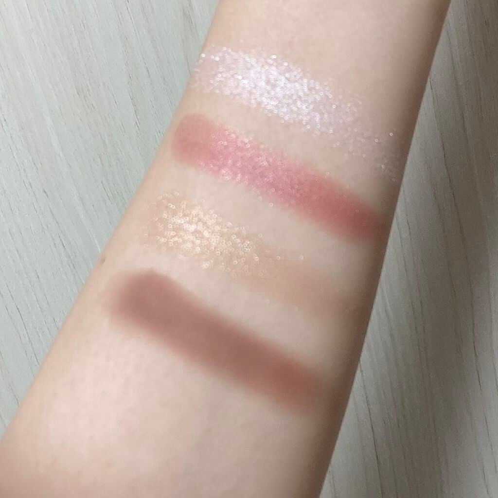 リラクシーアイシャドウ/GENE TOKYO/アイシャドウパレットを使ったクチコミ(4枚目)