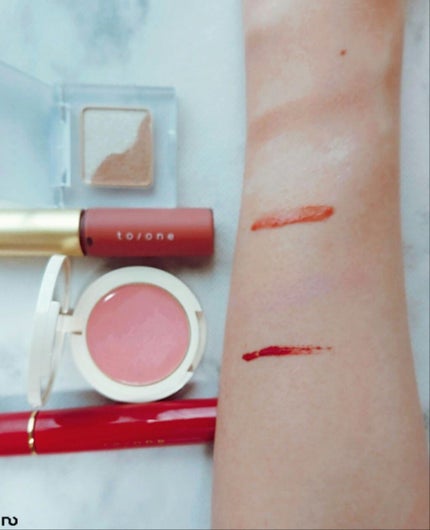 トーン ホリデー メイクアップ コレクション 2020/to/one/メイクアップキットを使ったクチコミ(4枚目)