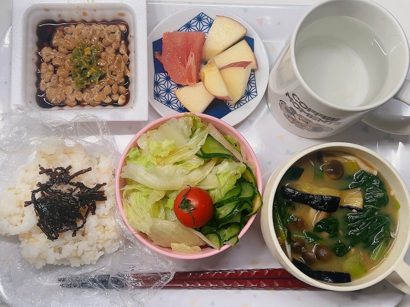 hana❁*.゚ on LIPS 「お昼ご飯こだわり絶対和食丼物ダメ1日3食のどこかで食前にもずく..」(1枚目)