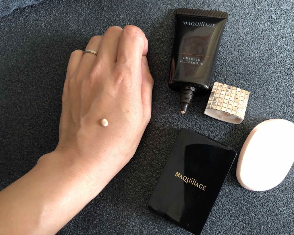 マキアージュ ドラマティックジェリーリキッドのクチコミ「日差しが強い毎日で、夏が苦手な私は、既にぐったり気味です…💦
上の私の部屋は日差しが強いので、.....」（2枚目）