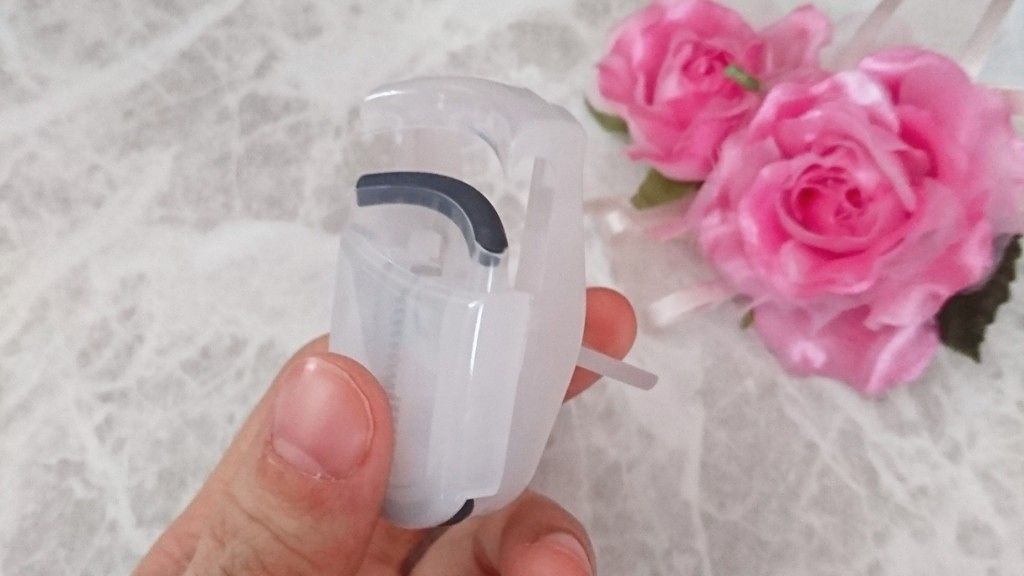 携帯用アイラッシュカーラー/無印良品/ビューラーを使ったクチコミ(2枚目)