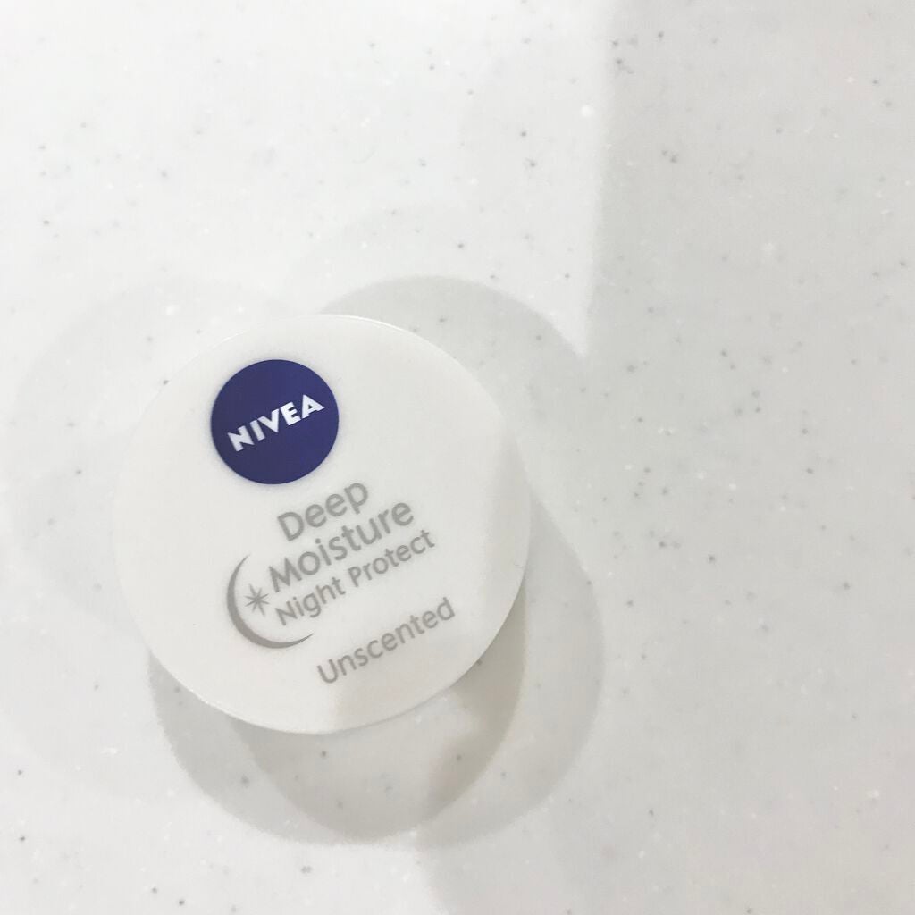 ディープモイスチャーナイトプロテクト 無香料/ニベア/リップマスクを使ったクチコミ(1枚目)