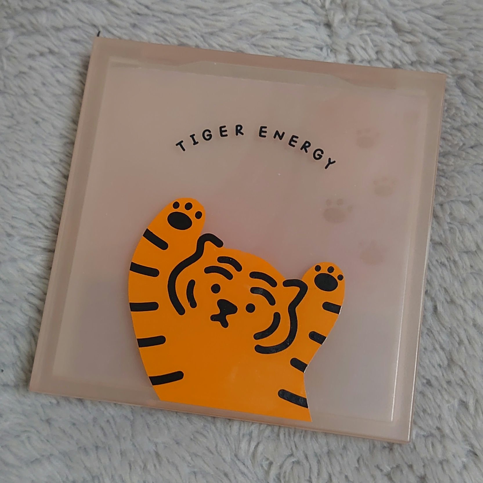 ムジークタイガープレイカラーアイズ 01/ETUDE/アイシャドウパレットを使ったクチコミ（2枚目）