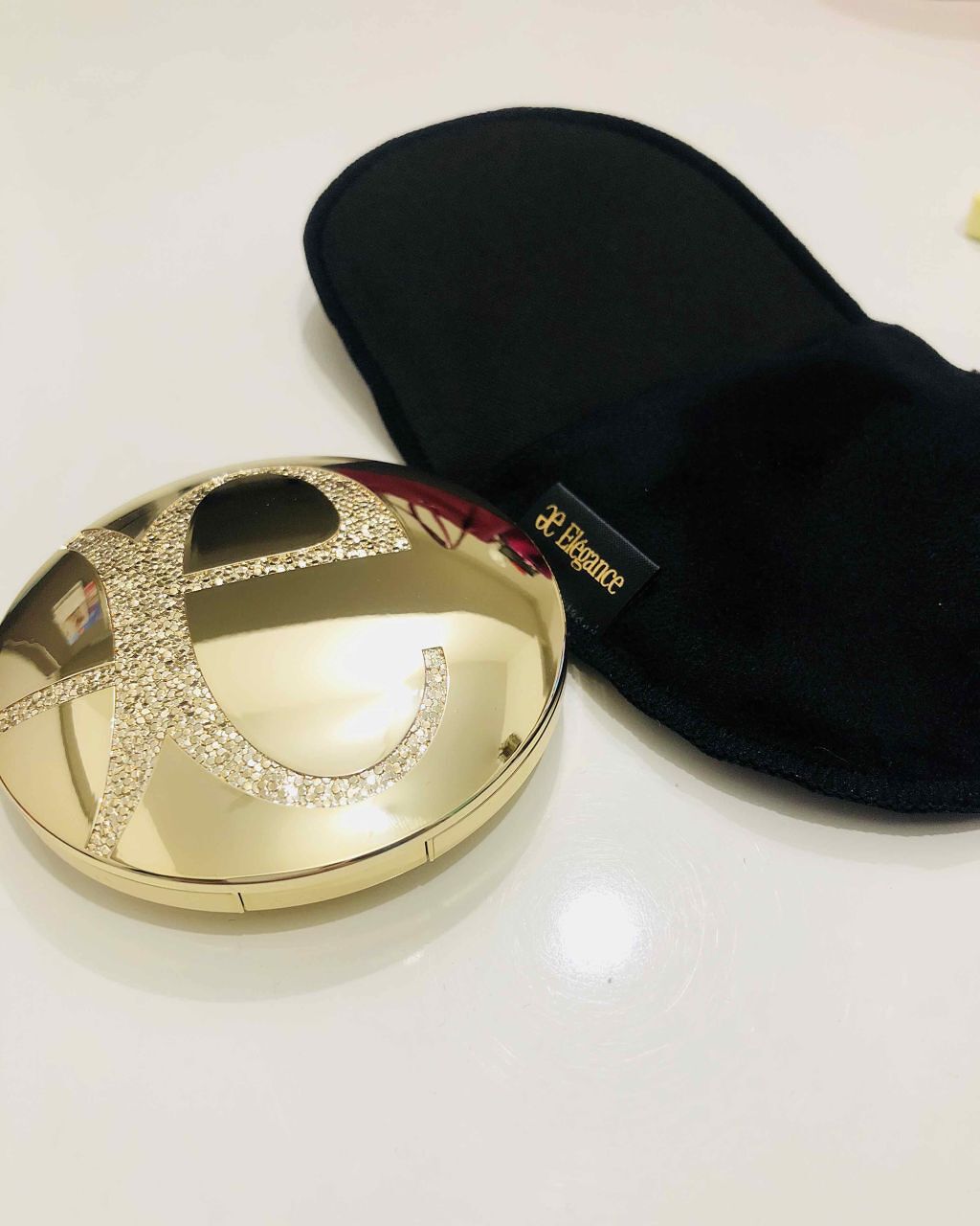 ラ プードル オートニュアンス/Elégance/プレストパウダーを使ったクチコミ(2枚目)