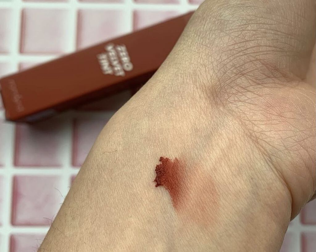 ゼロベルベットティント/rom&nd/リップティントを使ったクチコミ（2枚目）