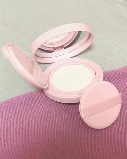 CCホワイトサンクッション/アイケイ/日焼け止め・UVケアを使ったクチコミ(2枚目)