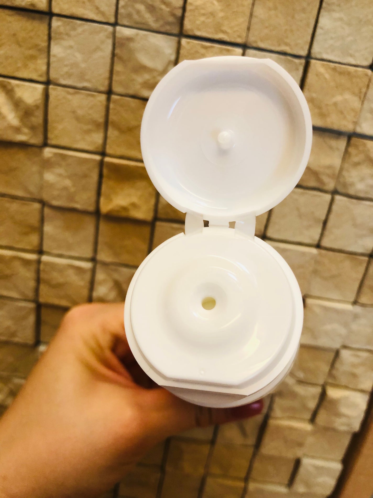 薬用ハンドクリーム/アベンヌ/ハンドクリームを使ったクチコミ(4枚目)