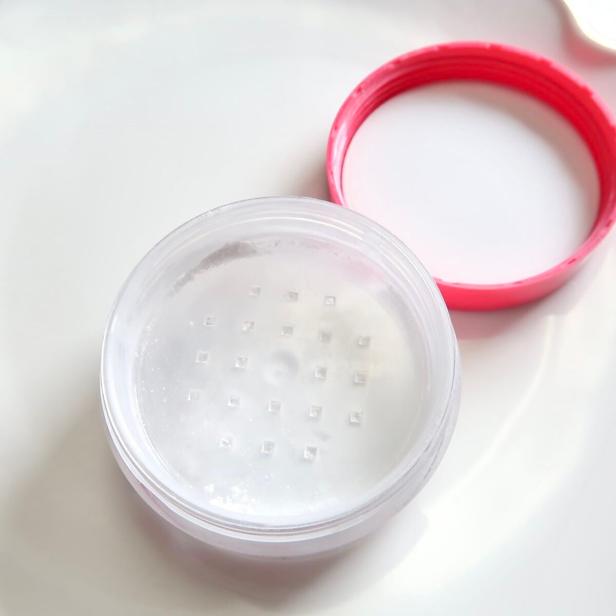 メイク キープ パウダー/コーセーコスメニエンス/ルースパウダーを使ったクチコミ(3枚目)