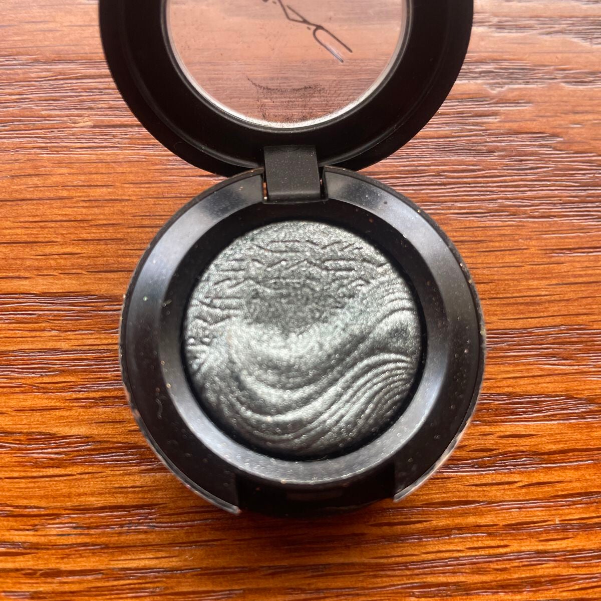 スモール アイシャドウ/M・A・C/単色アイシャドウを使ったクチコミ(4枚目)