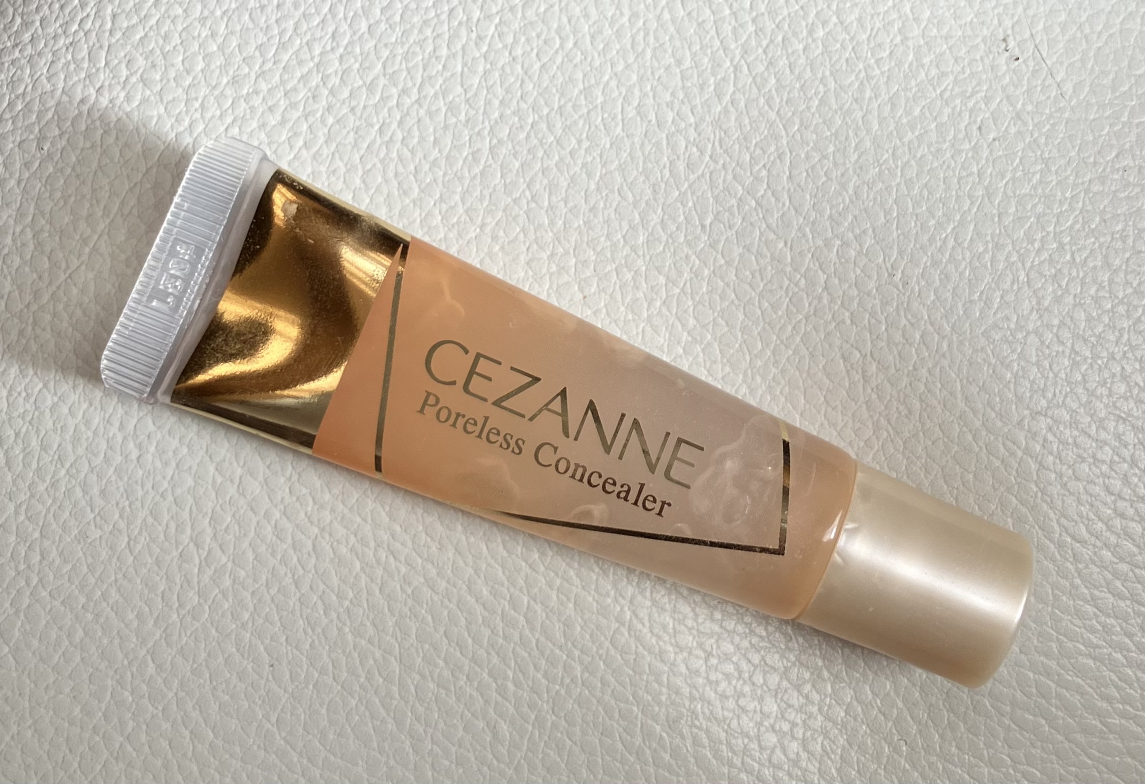 毛穴レスコンシーラー/CEZANNE/クリームコンシーラーを使ったクチコミ（1枚目）