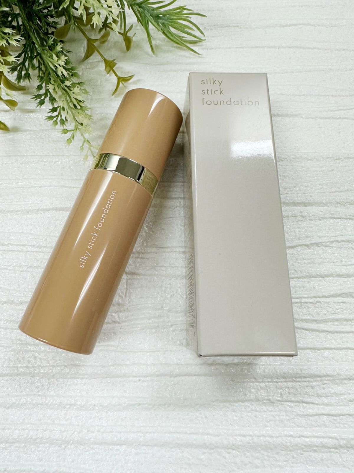 シルキースティックファンデーション/KAMIKA/その他ファンデーションを使ったクチコミ（2枚目）