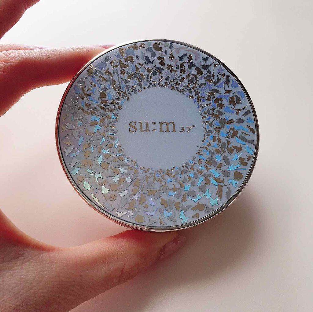 スム37 ダズリン モイスト マイクロフォームクッション/su:m37°/クッションファンデーションを使ったクチコミ（1枚目）