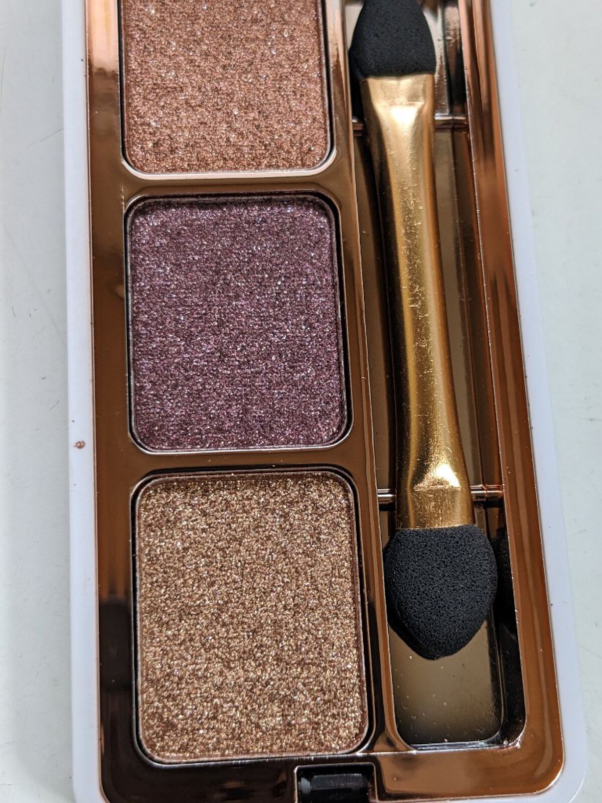 FOMIXシークレットトライカラーアイシャドウ / gecomo