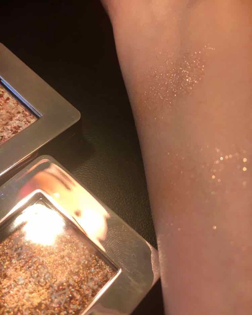 グリッタープリズム シャドウ/MISSHA/グリッターを使ったクチコミ（2枚目）