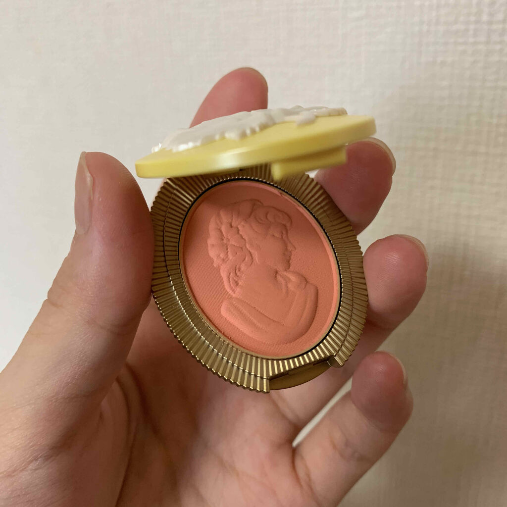 レ・メルヴェイユーズ ラデュレ　プレスト チークカラー　10 レ・メルヴェイユーズ ラデュレ」で人気のチーク10色がミニ